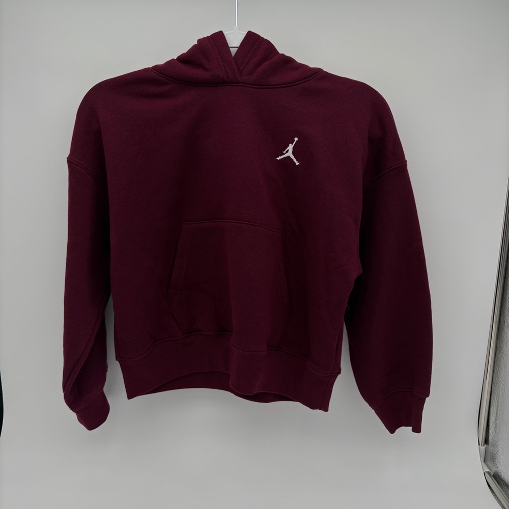 NWT Jordan Girls Size M Brooklyn Essentials Fleece Lined Pullover Hoodie
